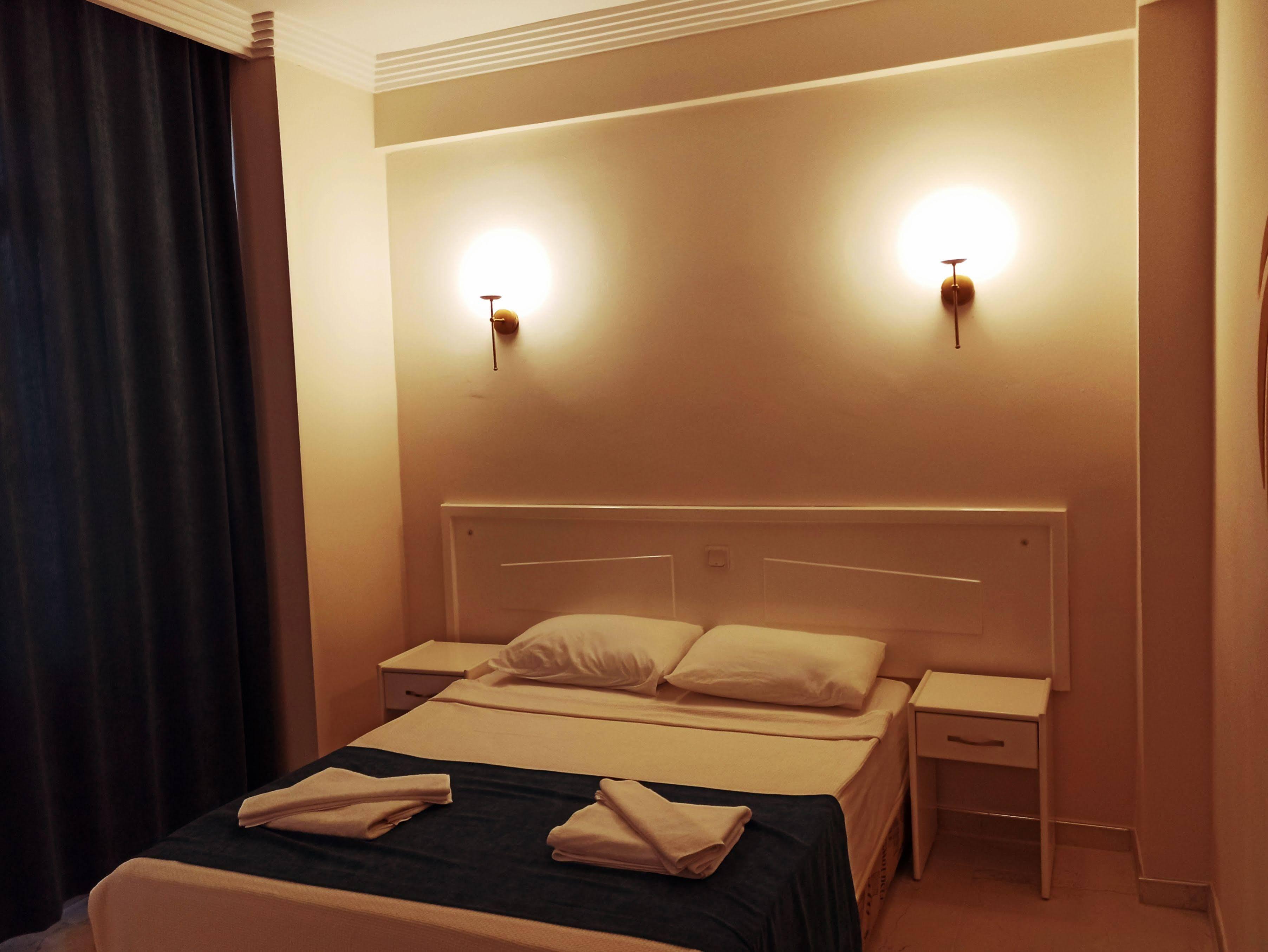 Aquila Beach Hotel Fethiye Exterior photo